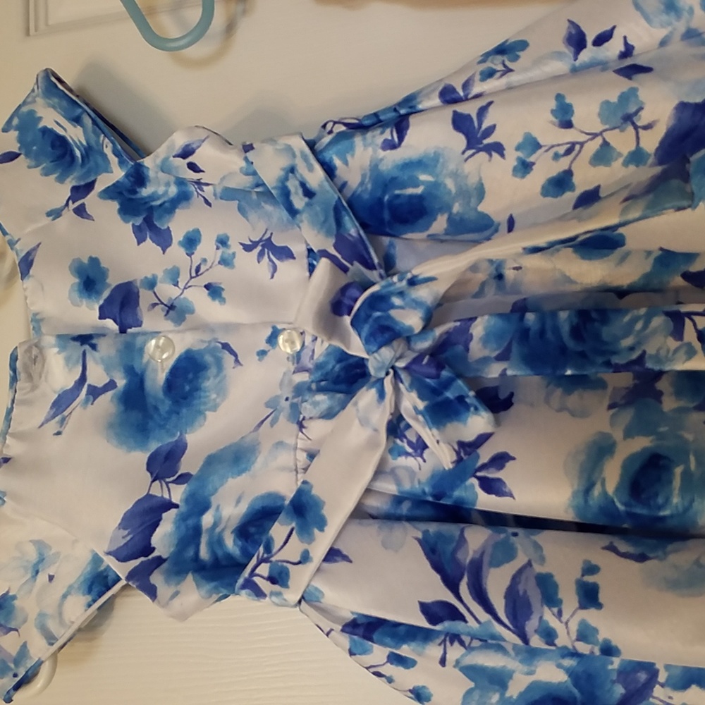 Adorable Lilac & Ruffles & Rose's & Rhinestones For Baby Girls! Both Included! - Picture 6 of 10